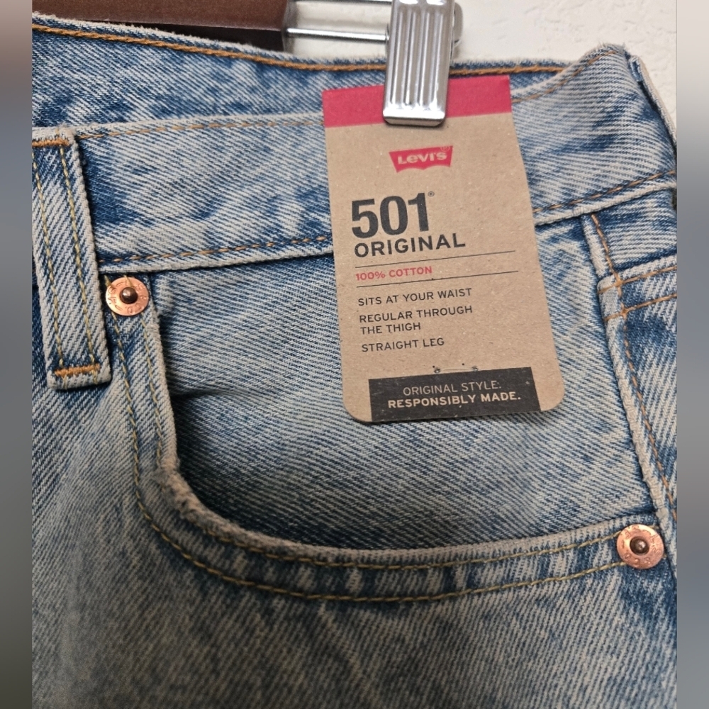 Levi's Light Blue 501 Original Denim Jeans.Size 32×30